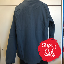 Laden Sie das Bild in den Galerie-Viewer, James &amp; Nicholson Herren 2-Lagen Promo Softshell Jacke